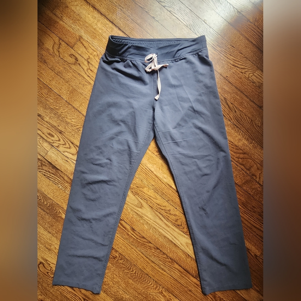 Womens FIGS Livingston Charcoal Scrub Pant Size Small